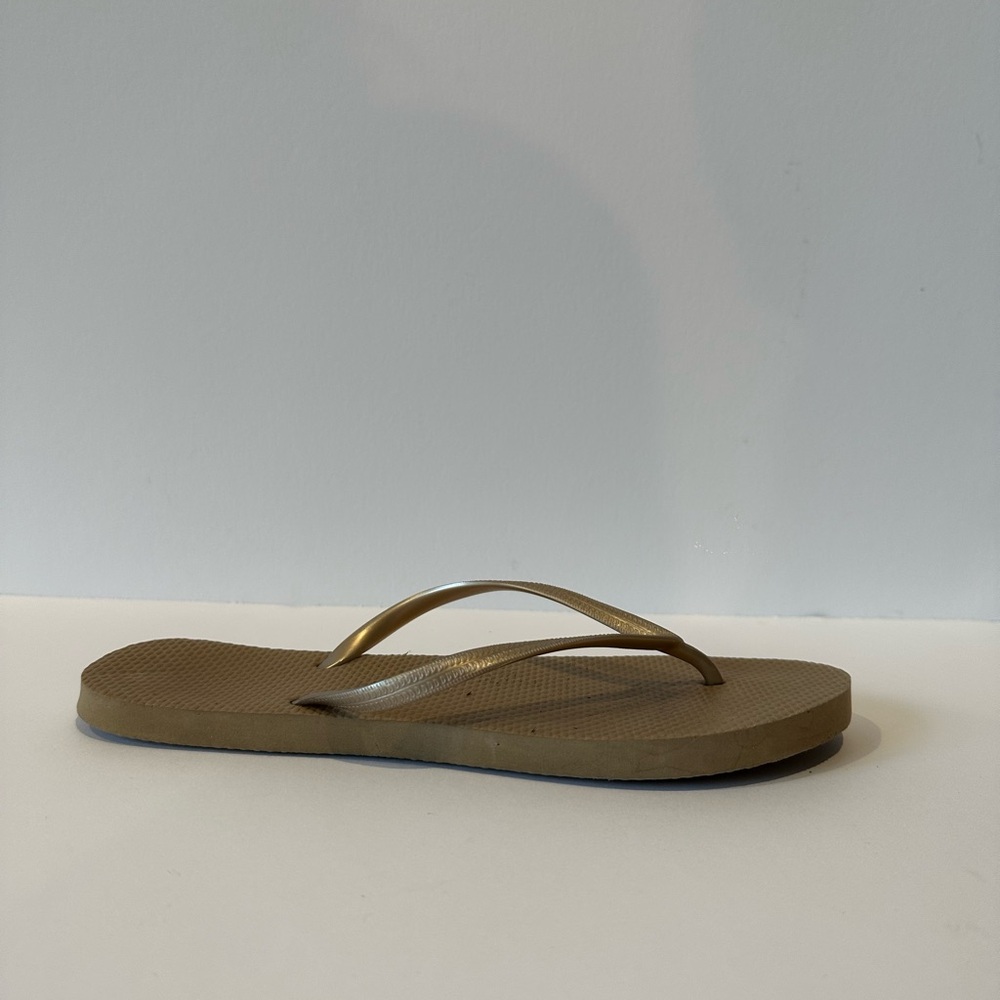 Flip flops